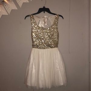 Small dress nice for homecoming or parties